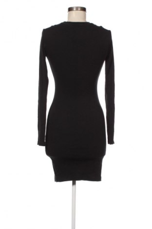 Kleid Pigalle by ONLY, Größe S, Farbe Schwarz, Preis 13,99 €