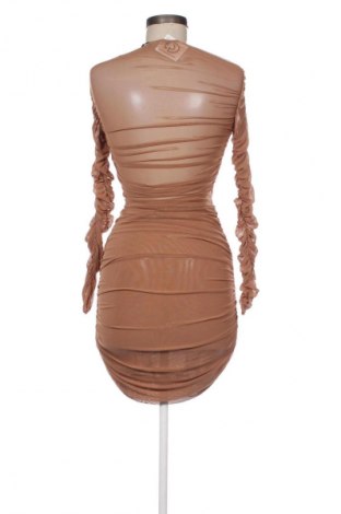 Rochie Pretty Little Thing, Mărime M, Culoare Bej, Preț 156,99 Lei