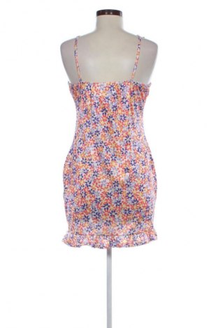 Kleid Pretty Little Thing, Größe XL, Farbe Mehrfarbig, Preis 14,99 €