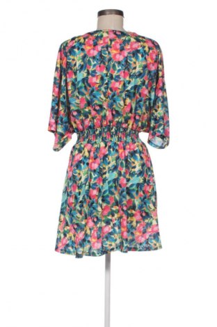 Kleid Pull&Bear, Größe L, Farbe Mehrfarbig, Preis 20,99 €