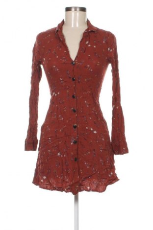 Sukienka Pull&Bear, Rozmiar S, Kolor Kolorowy, Cena 95,99 zł