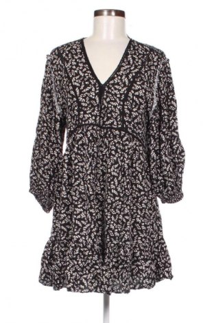 Rochie Pull&Bear, Mărime M, Culoare Multicolor, Preț 78,41 Lei