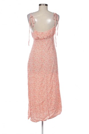 Kleid Pull&Bear, Größe M, Farbe Mehrfarbig, Preis 13,99 €
