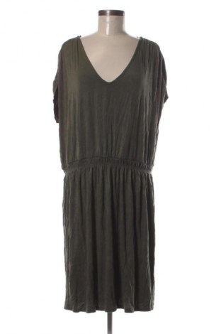 Φόρεμα Reitmans, Μέγεθος XL, Χρώμα Πράσινο, Τιμή 11,99 €