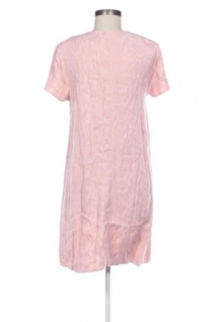 Φόρεμα Reserved, Μέγεθος M, Χρώμα Ρόζ , Τιμή 23,00 €