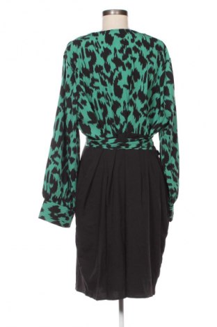 Sukienka SHEIN, Rozmiar 3XL, Kolor Kolorowy, Cena 68,99 zł