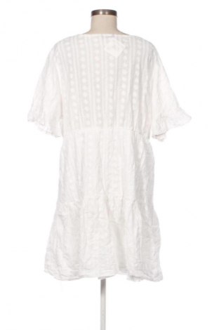 Sukienka SHEIN, Rozmiar 4XL, Kolor Biały, Cena 57,99 zł