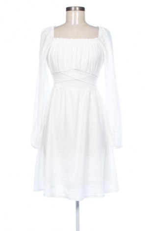 Kleid SHEIN, Größe M, Farbe Weiß, Preis 20,99 €