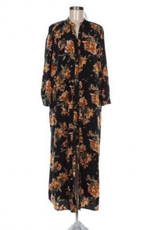 Kleid Selected Femme, Größe L, Farbe Mehrfarbig, Preis 113,22 €