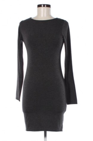 Kleid Signature, Größe M, Farbe Grau, Preis € 23,53