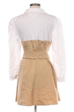 Kleid Simplee, Größe M, Farbe Mehrfarbig, Preis 30,99 €