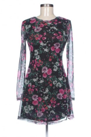 Kleid Stradivarius, Größe M, Farbe Mehrfarbig, Preis 14,83 €