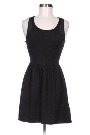 Šaty  Stradivarius, Velikost M, Barva Černá, Cena  633,00 Kč