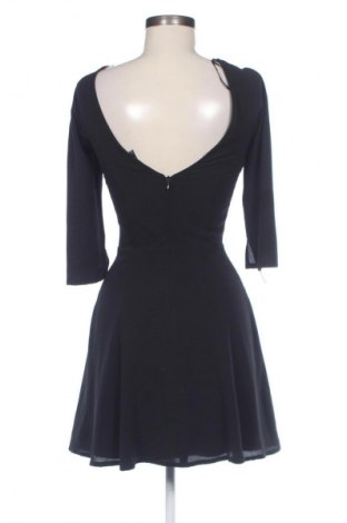 Kleid Stradivarius, Größe S, Farbe Schwarz, Preis 14,83 €