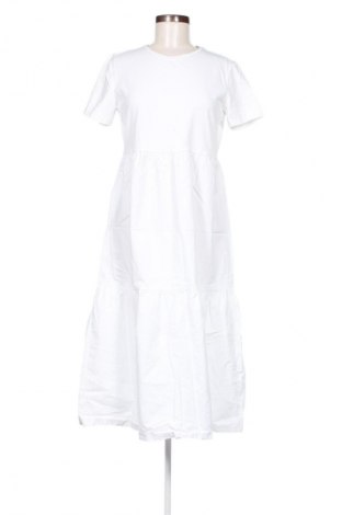 Kleid Stradivarius, Größe L, Farbe Weiß, Preis 15,00 €