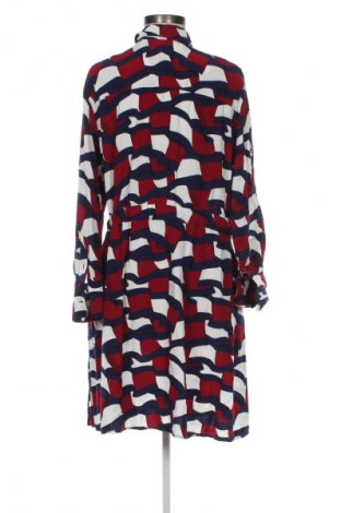 Sukienka Tommy Hilfiger, Rozmiar M, Kolor Kolorowy, Cena 266,67 zł