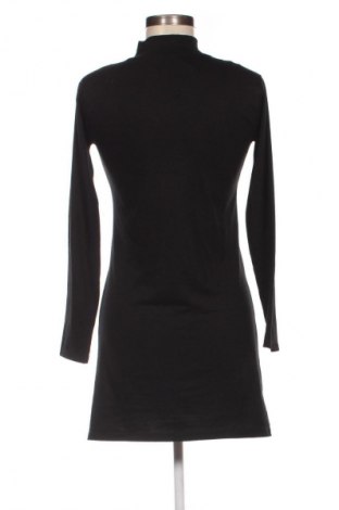 Ruha Unbranded, Méret M, Szín Fekete, Ár 3 639 Ft