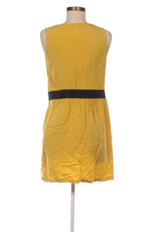 Ruha Unbranded, Méret L, Szín Narancssárga
, Ár 6 108 Ft