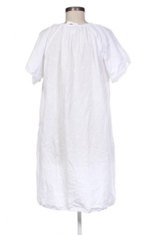 Kleid Unbranded, Größe M, Farbe Weiß, Preis € 21,64