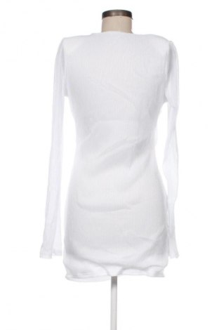 Ruha Unbranded, Méret L, Szín Fehér, Ár 6 108 Ft