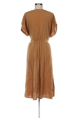 Φόρεμα Unbranded, Μέγεθος XL, Χρώμα  Μπέζ, Τιμή 24,55 €