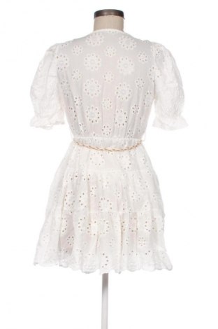 Rochie Unbranded, Mărime M, Culoare Alb, Preț 79,45 Lei