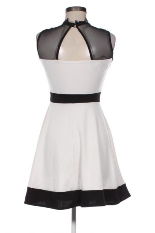 Kleid Unbranded, Größe S, Farbe Mehrfarbig, Preis 29,67 €