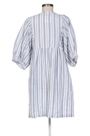Ruha Universal Thread, Méret M, Szín Sokszínű, Ár 5 609 Ft