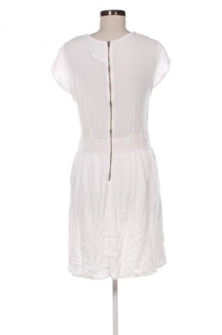 Kleid Vero Moda, Größe XL, Farbe Weiß, Preis € 18,99