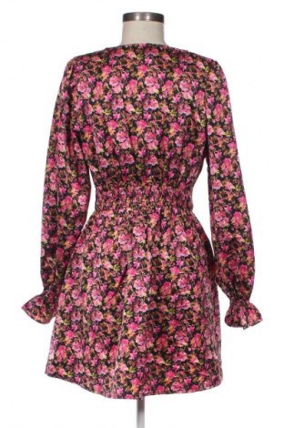 Φόρεμα Vero Moda, Μέγεθος M, Χρώμα Πολύχρωμο, Τιμή 8,99 €