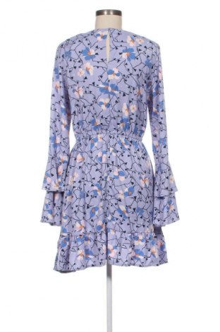 Šaty  Vero Moda, Veľkosť M, Farba Viacfarebná, Cena  5,95 €