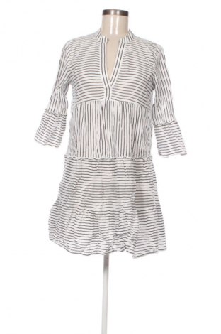 Šaty  Vero Moda, Velikost M, Barva Vícebarevné, Cena  199,00 Kč
