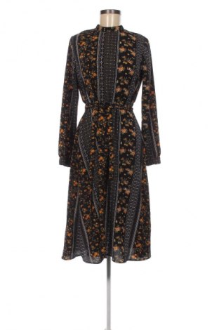 Рокля Vero Moda, Размер M, Цвят Многоцветен, Цена 34,99 лв.