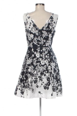Kleid Yessica, Größe M, Farbe Mehrfarbig, Preis 20,99 €