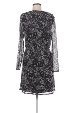 Kleid Yessica, Größe M, Farbe Mehrfarbig, Preis 20,99 €