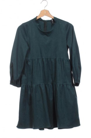 Рокля Zara, Размер XS, Цвят Зелен, Цена 16,99 лв.