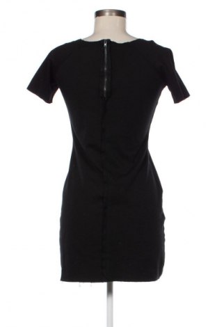 Rochie Zara, Mărime M, Culoare Negru, Preț 73,36 Lei