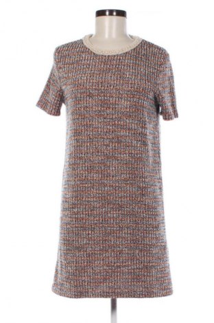 Рокля Zara, Размер M, Цвят Многоцветен, Цена 27,00 лв.