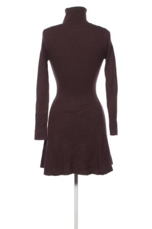 Рокля Zara, Размер S, Цвят Кафяв, Цена 34,99 лв.