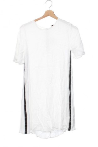 Sukienka Zara Trafaluc, Rozmiar XS, Kolor Biały, Cena 75,99 zł