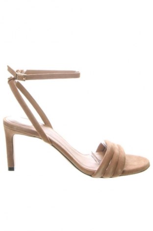 Sandalen BOSS, Größe 41, Farbe Braun, Preis € 144,99