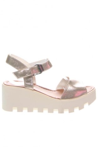 Sandalen Unbranded, Größe 39, Farbe Golden, Preis € 37,42