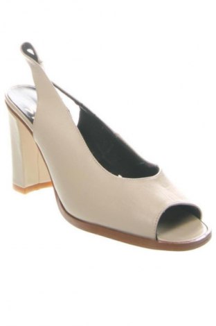 Sandalen Unbranded, Größe 35, Farbe Beige, Preis € 56,37