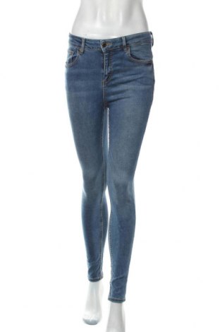 Damskie jeansy Reserved, Rozmiar M, Kolor Niebieski, 65% tencel, 33% bawełna, 2% elastyna, Cena 111,95 zł