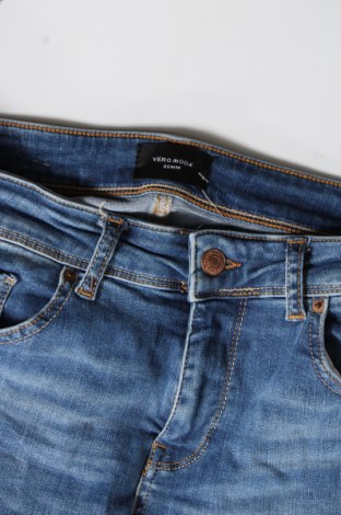Dámske džínsy  Vero Moda, Veľkosť M, Farba Modrá, 92% bavlna, 8% elastan, Cena  28,61 €