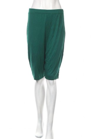 Pantaloni scurți de femei Pretty Little Thing, Mărime XL, Culoare Verde, 95% viscoză, 5% elastan, Preț 92,84 Lei