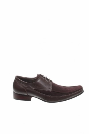 Мъжки обувки A Emery, Размер 41, Цвят Кафяв, Естествена кожа, естествен велур, Цена 82,16 лв.