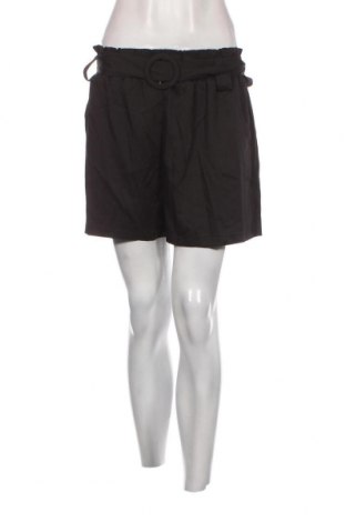 Дамски къс панталон Qed London, Размер M, Цвят Черен, Цена 9,57 лв.