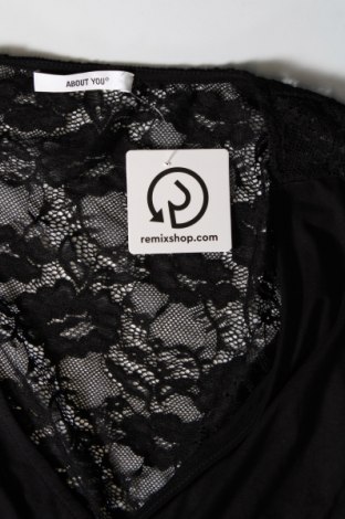Γυναικεία μπλούζα About You, Μέγεθος M, Χρώμα Μαύρο, Τιμή 7,11 €