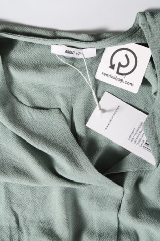 Damen Shirt About You, Größe M, Farbe Grün, Preis 5,93 €